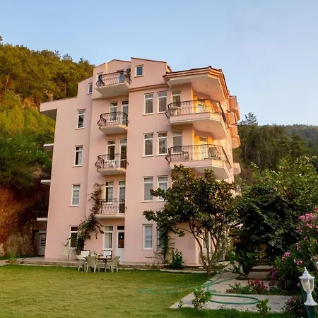 Pembe Köşk Apart Otel-3